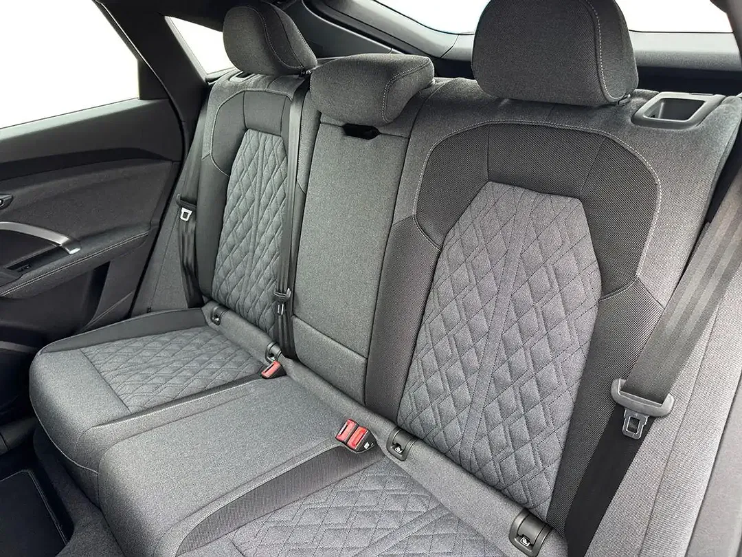 Audi Q5 - Thumbnail 13