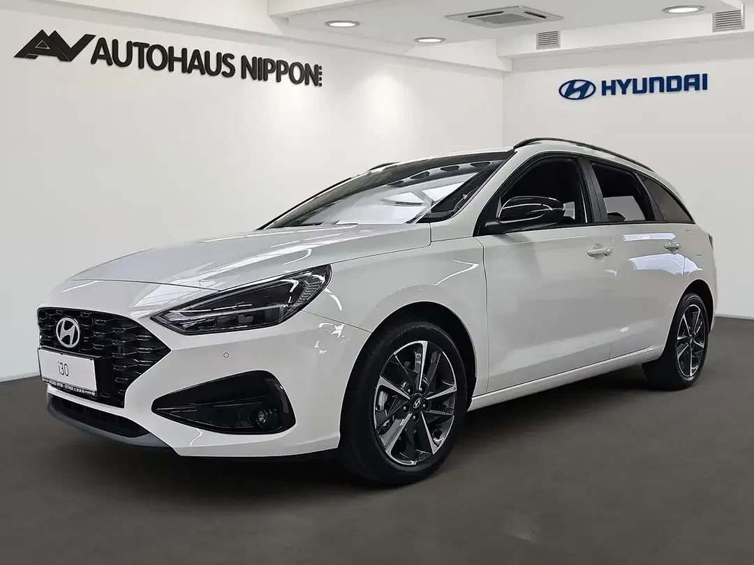 Hyundai i30 - Thumbnail 1