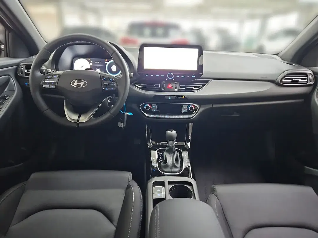 Hyundai i30 - Thumbnail 11