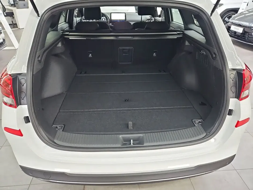 Hyundai i30 - Thumbnail 12