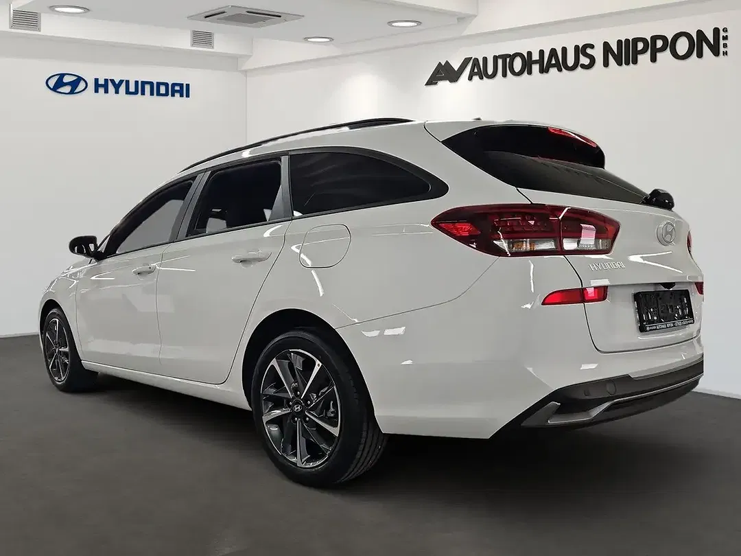Hyundai i30 - Thumbnail 4