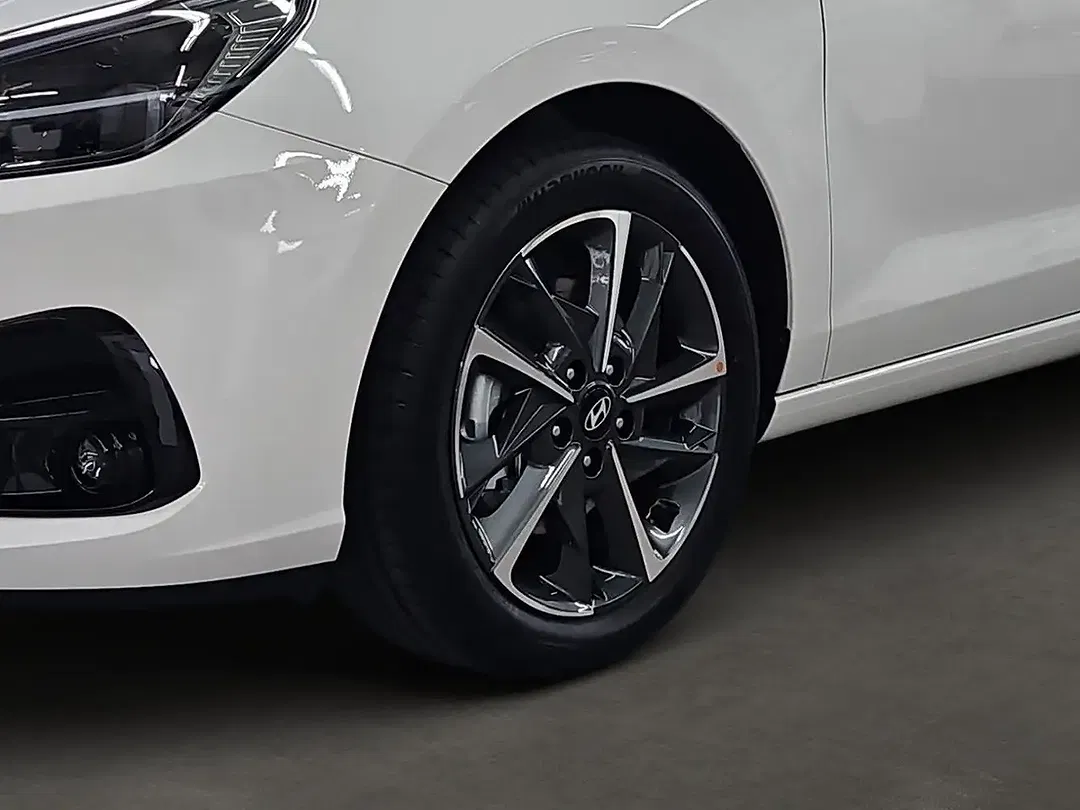 Hyundai i30 - Thumbnail 6