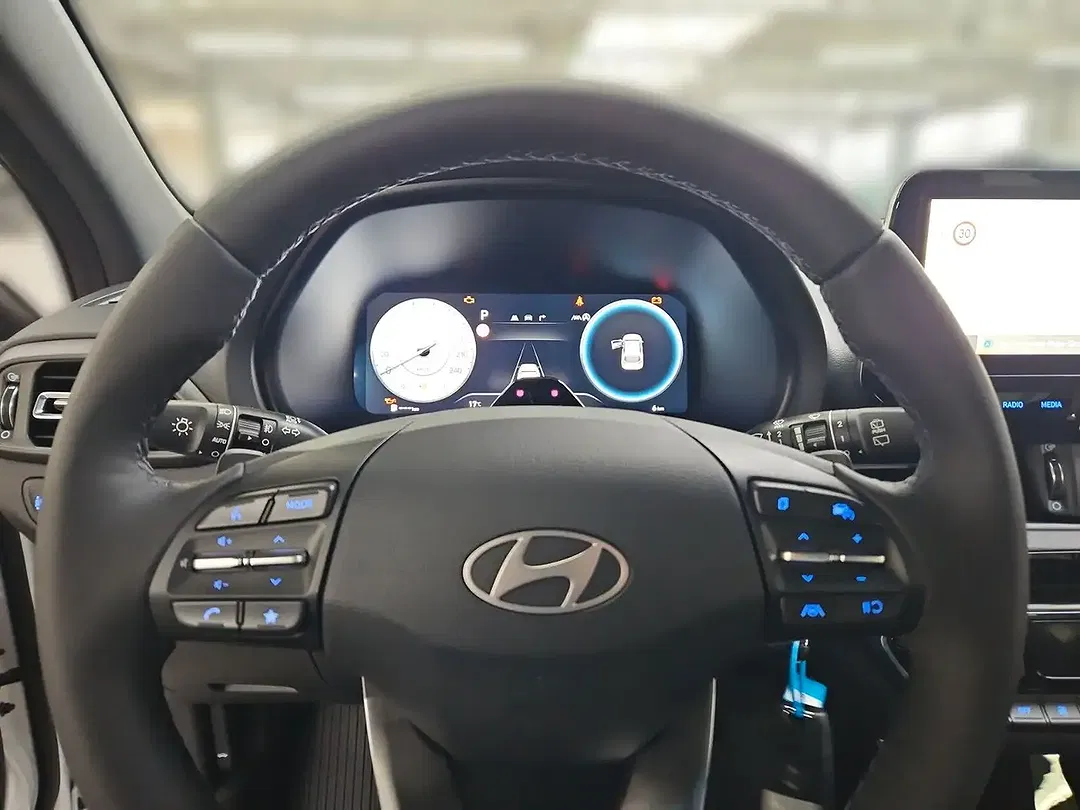 Hyundai i30 - Thumbnail 8