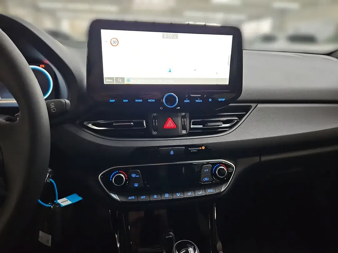 Hyundai i30 - Thumbnail 9
