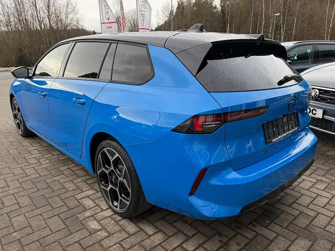 Opel Astra - Thumbnail 6