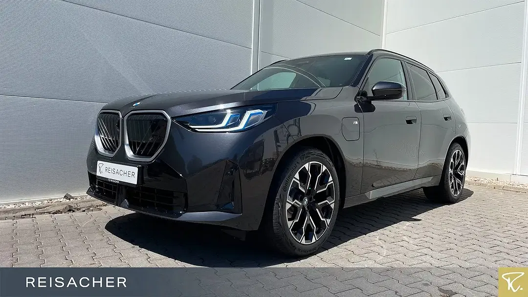 BMW X3 - Thumbnail 1