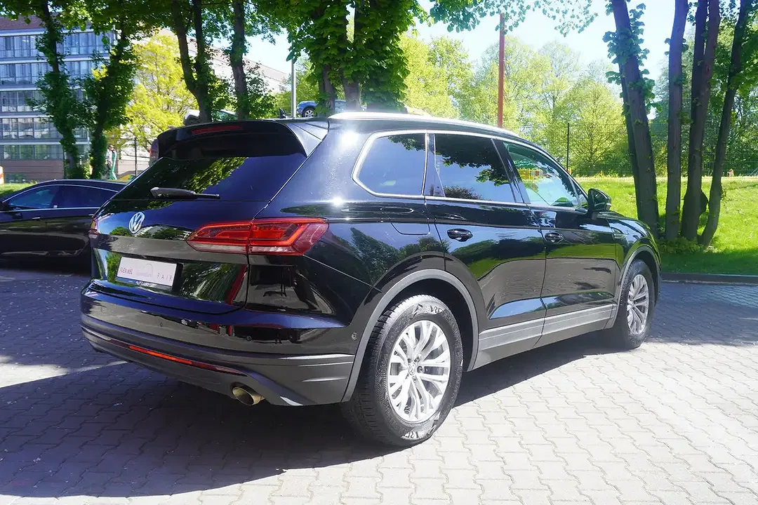 Volkswagen Touareg - Thumbnail 5