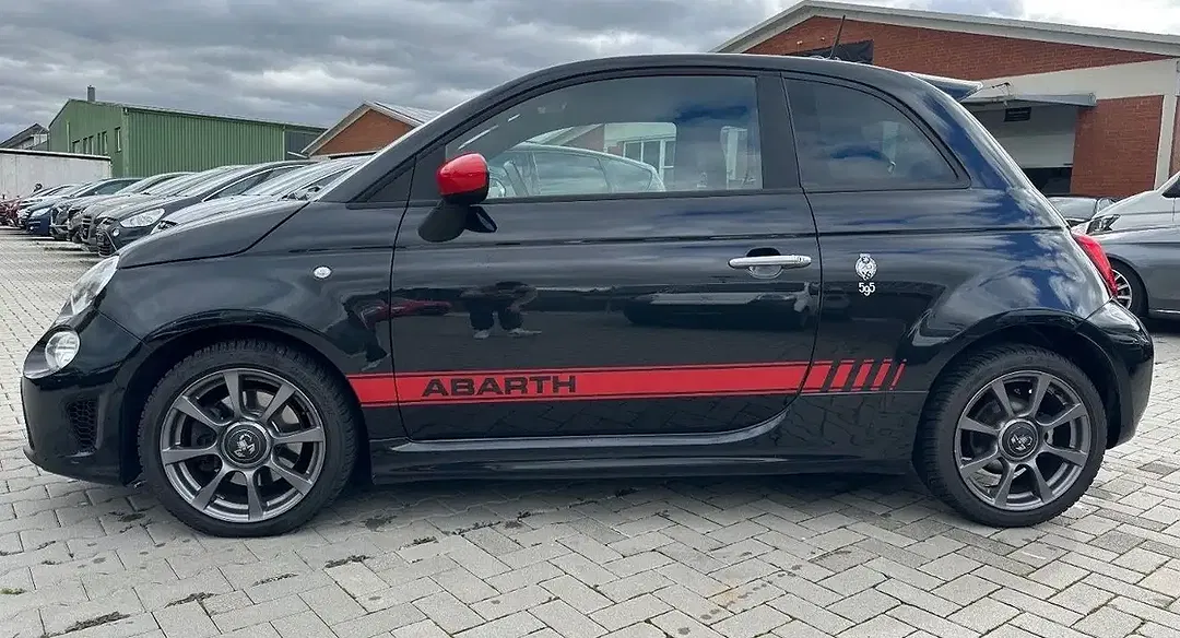 Abarth 500 - Thumbnail 3
