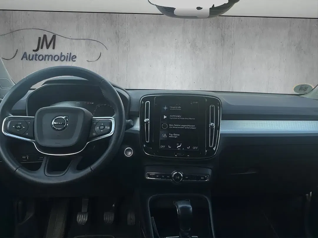 Volvo XC40 - Thumbnail 12