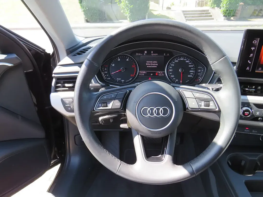 Audi A4 - Thumbnail 12