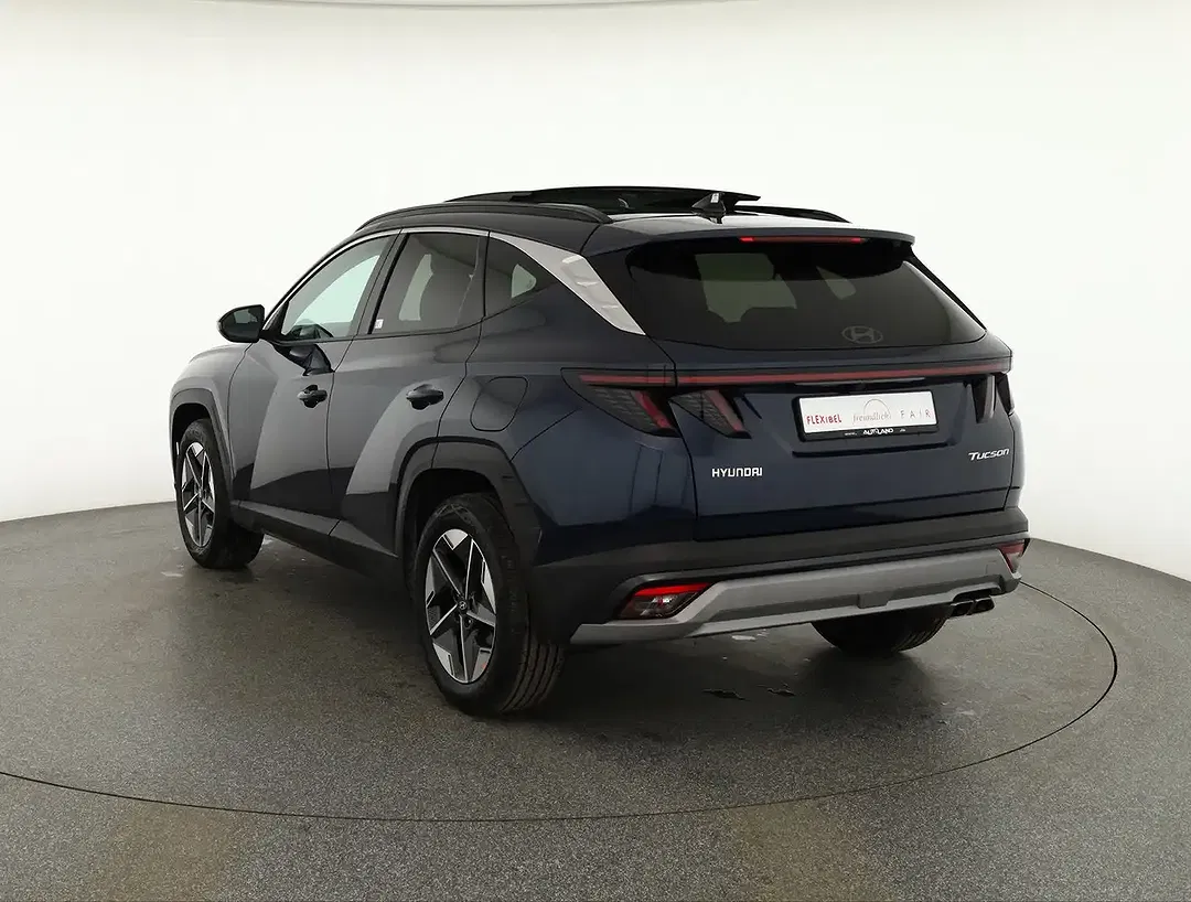 Hyundai TUCSON - Thumbnail 2