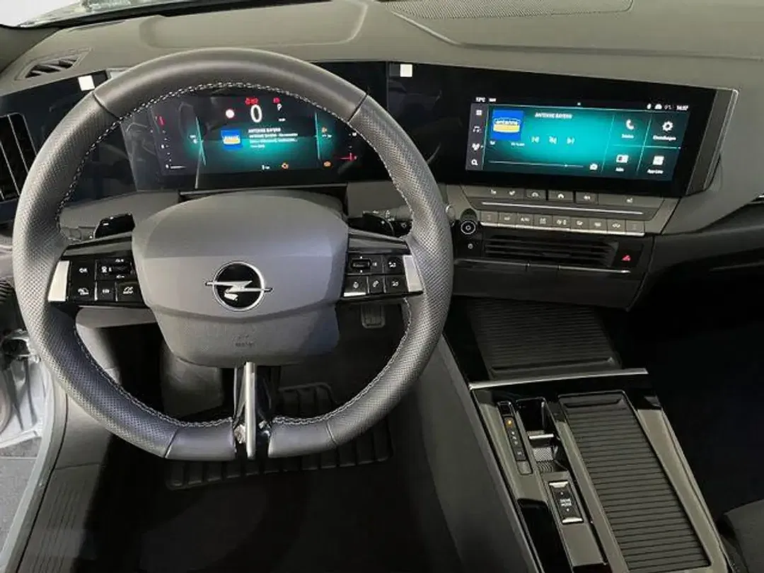 Opel Astra - Thumbnail 9
