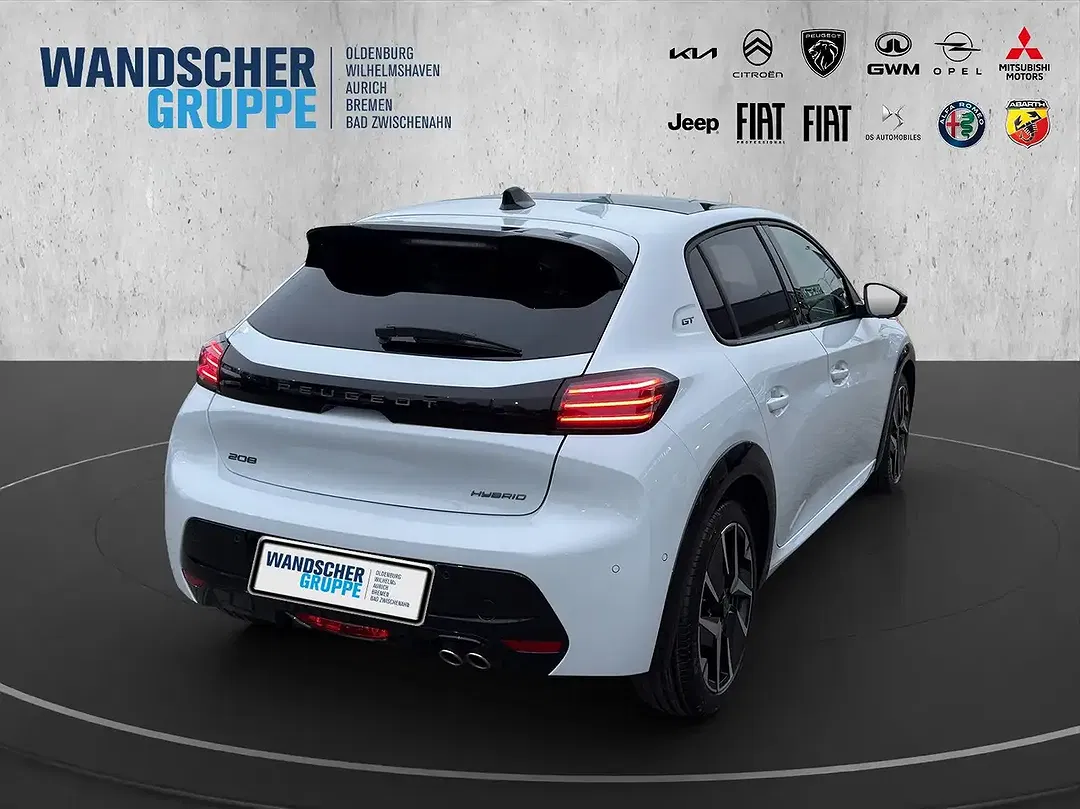 Peugeot 208 - Thumbnail 5