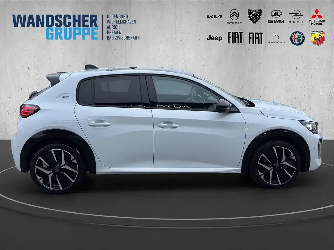 Peugeot 208 - Thumbnail 6