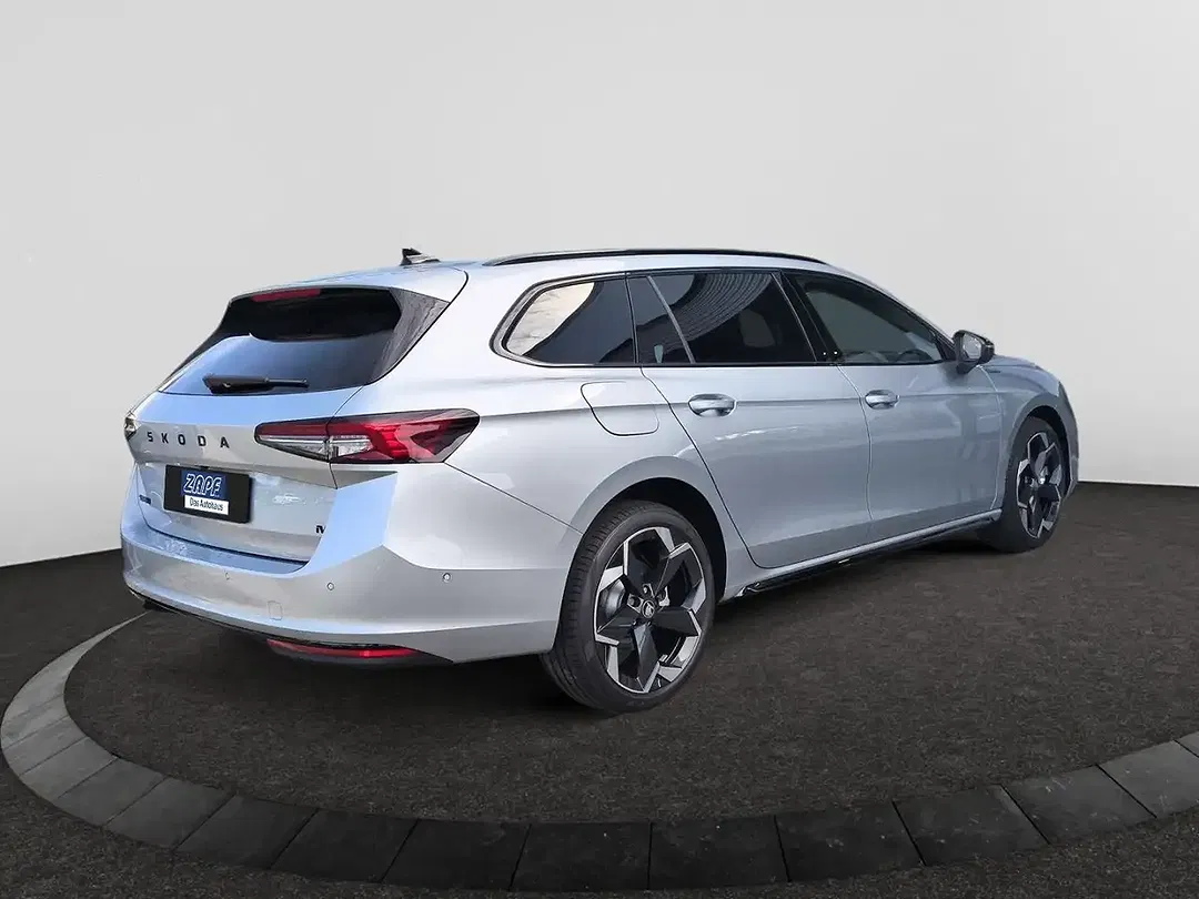 Skoda Superb - Thumbnail 5