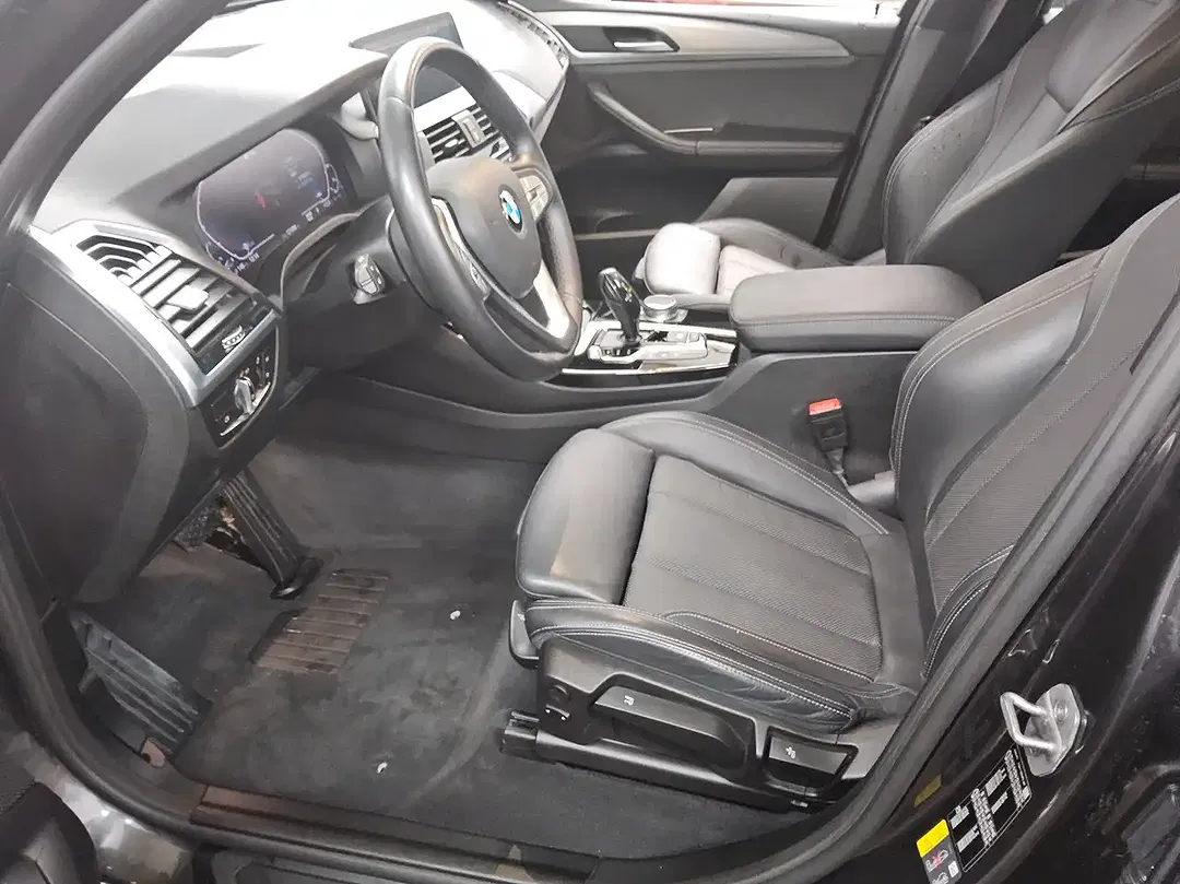 BMW X3 - Thumbnail 9