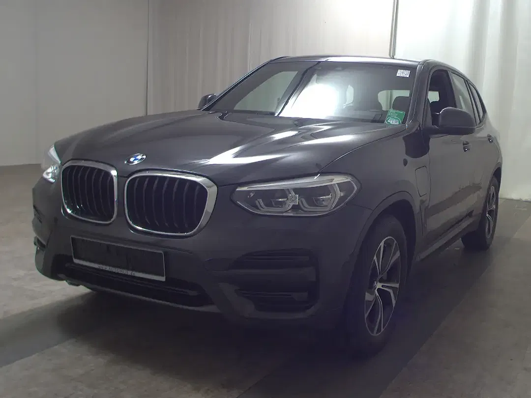BMW X3 xDrive Advantage