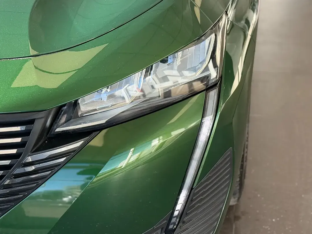 Peugeot 308 - Thumbnail 8