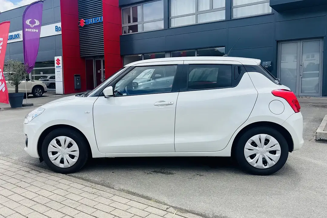 Suzuki Swift - Thumbnail 8