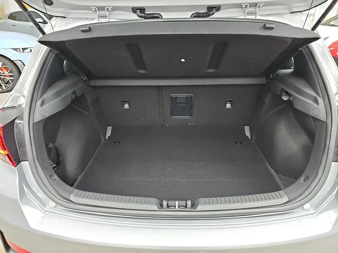 Hyundai i30 - Thumbnail 12