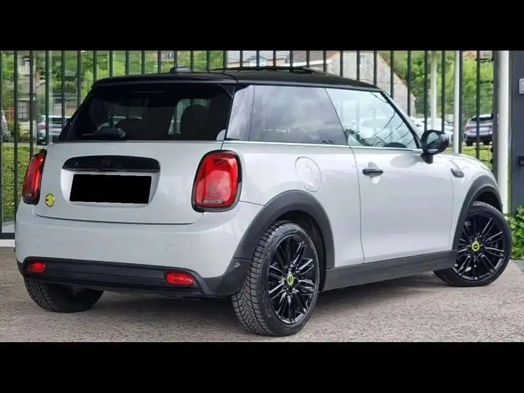 MINI Cooper SE - Thumbnail 4