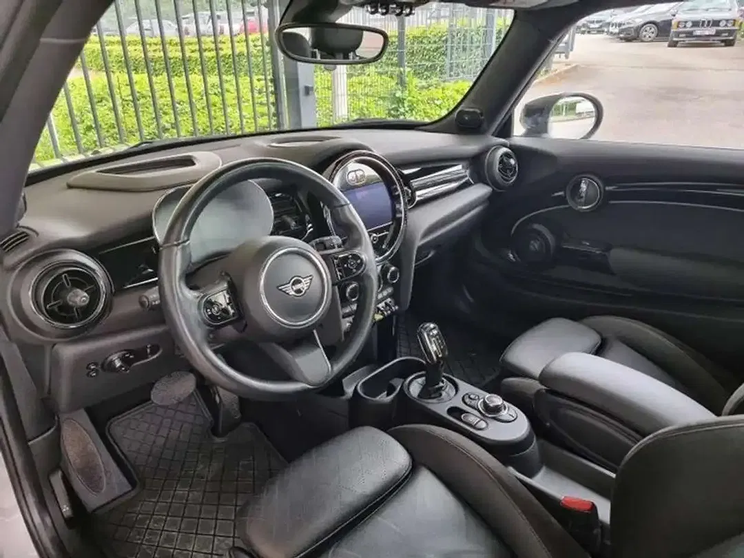 MINI Cooper SE - Thumbnail 6