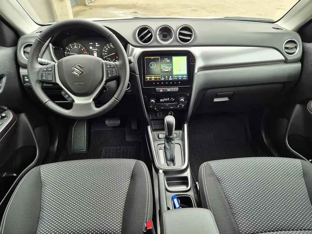 Suzuki Vitara - Thumbnail 10