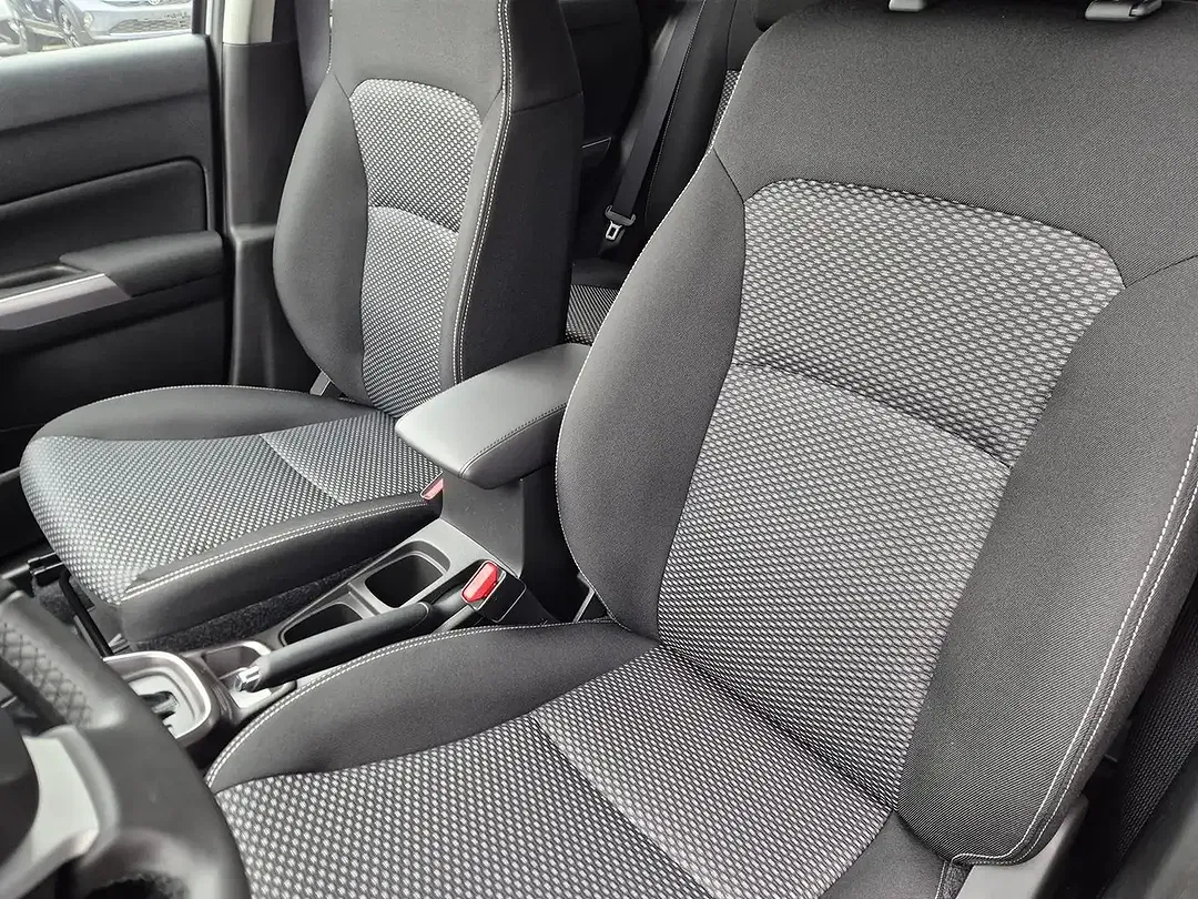 Suzuki Vitara - Thumbnail 11