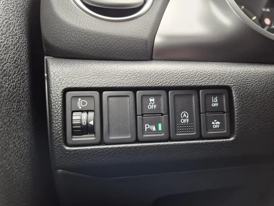 Suzuki Vitara - Thumbnail 14
