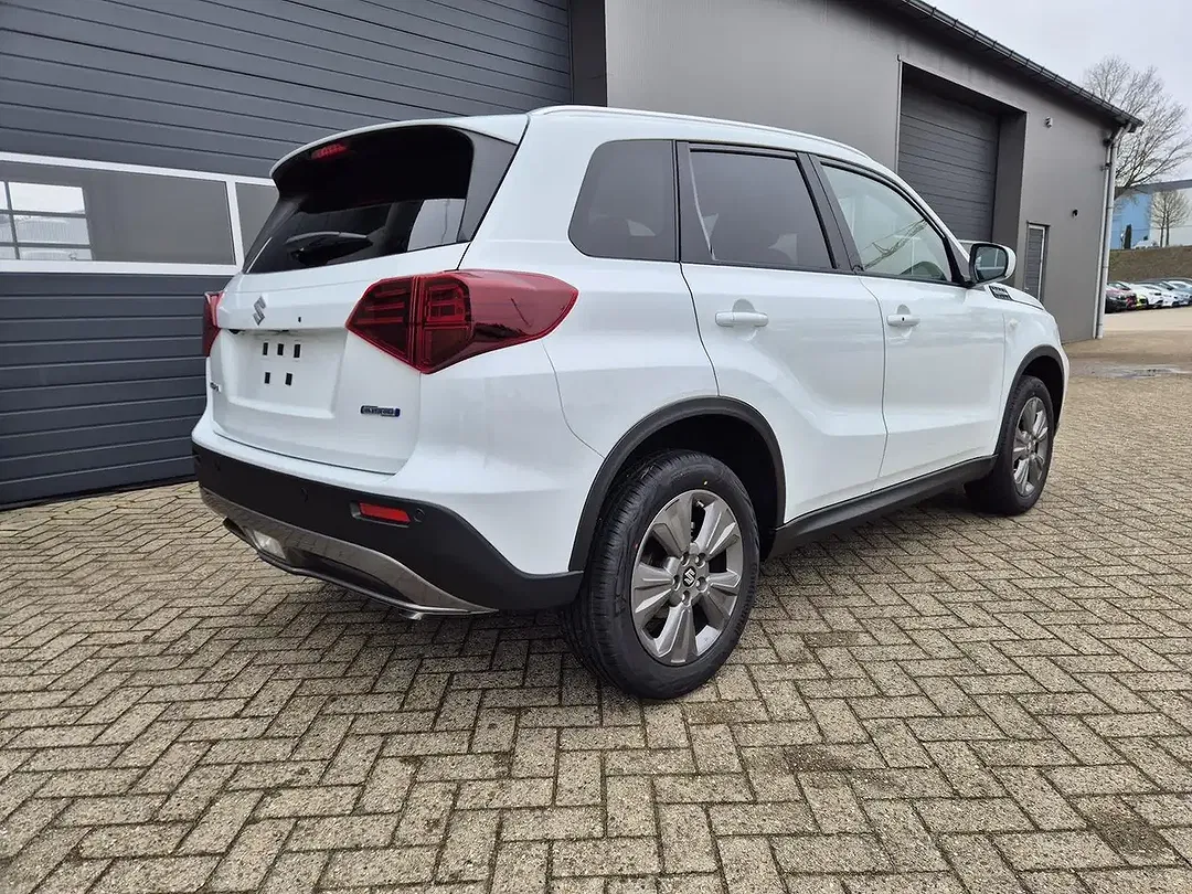 Suzuki Vitara - Thumbnail 5