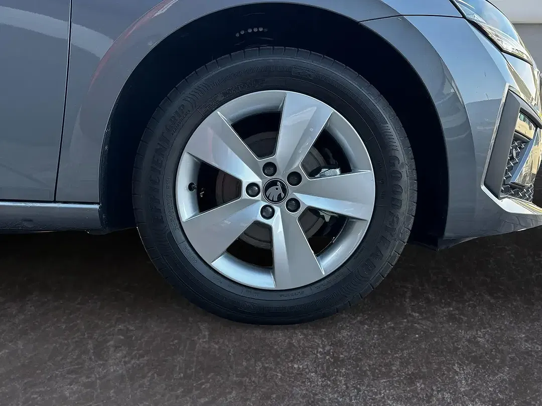 Skoda Scala - Thumbnail 7