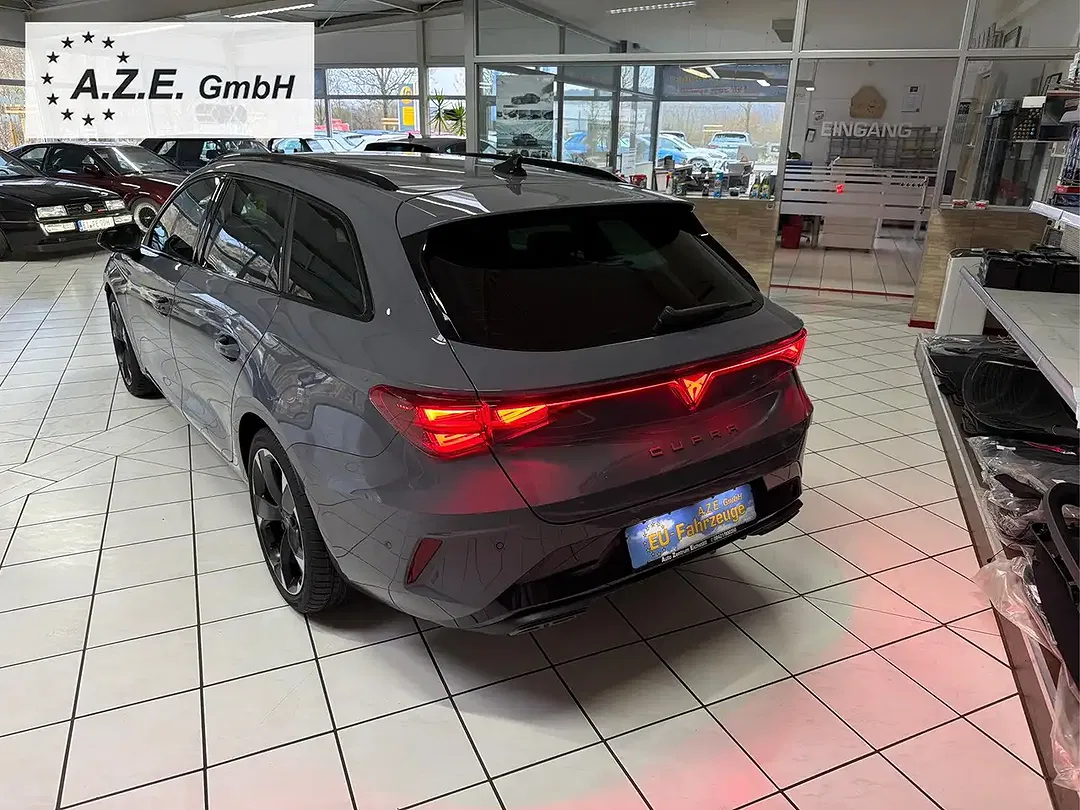 CUPRA Leon - Thumbnail 5