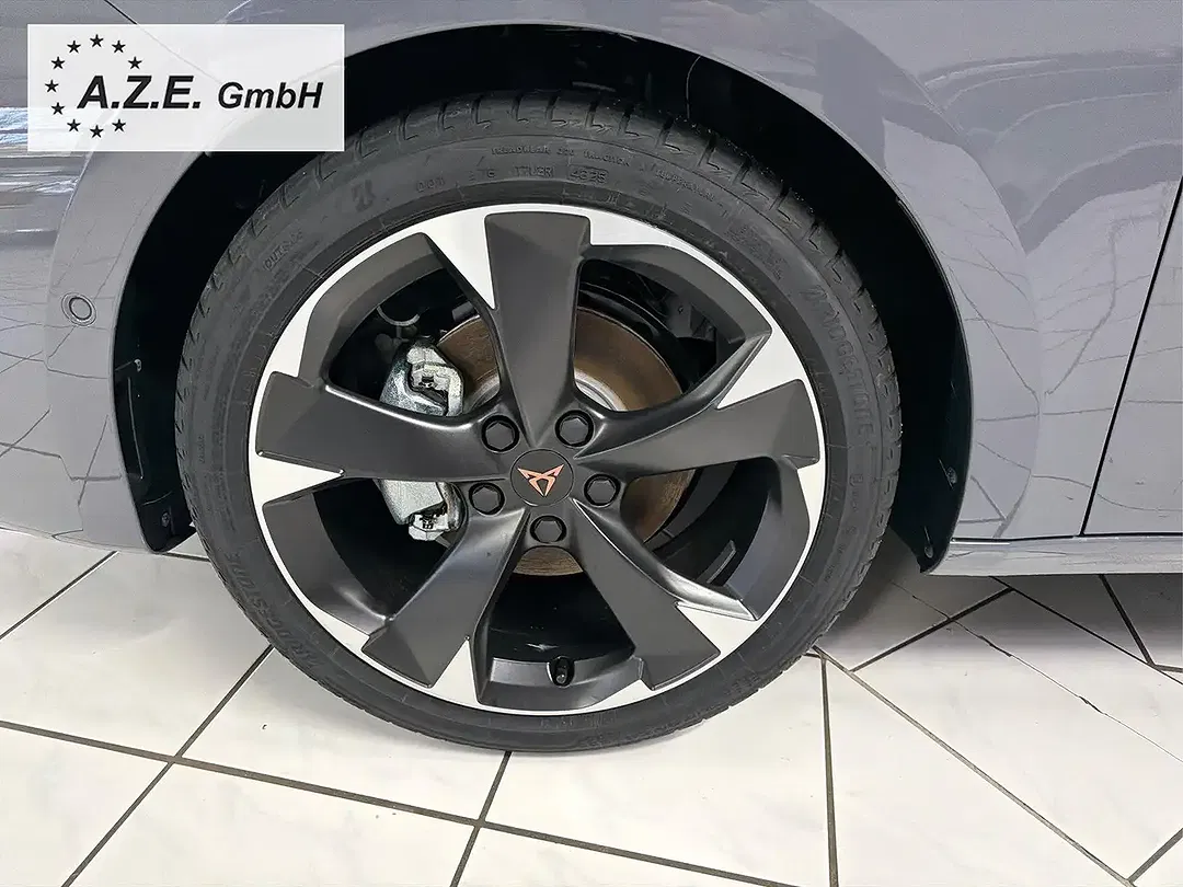 CUPRA Leon - Thumbnail 7