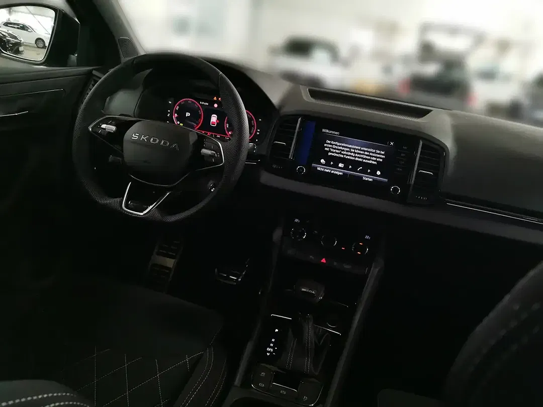 Skoda Karoq - Thumbnail 9