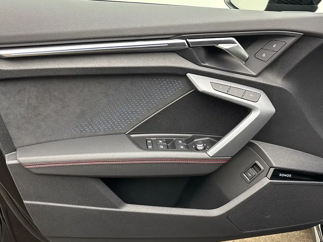 Audi S3 - Thumbnail 11