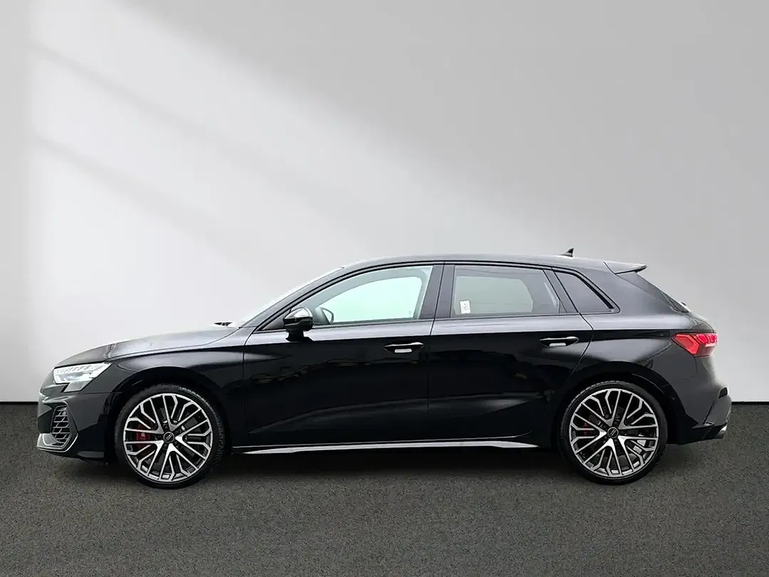 Audi S3 - Thumbnail 1