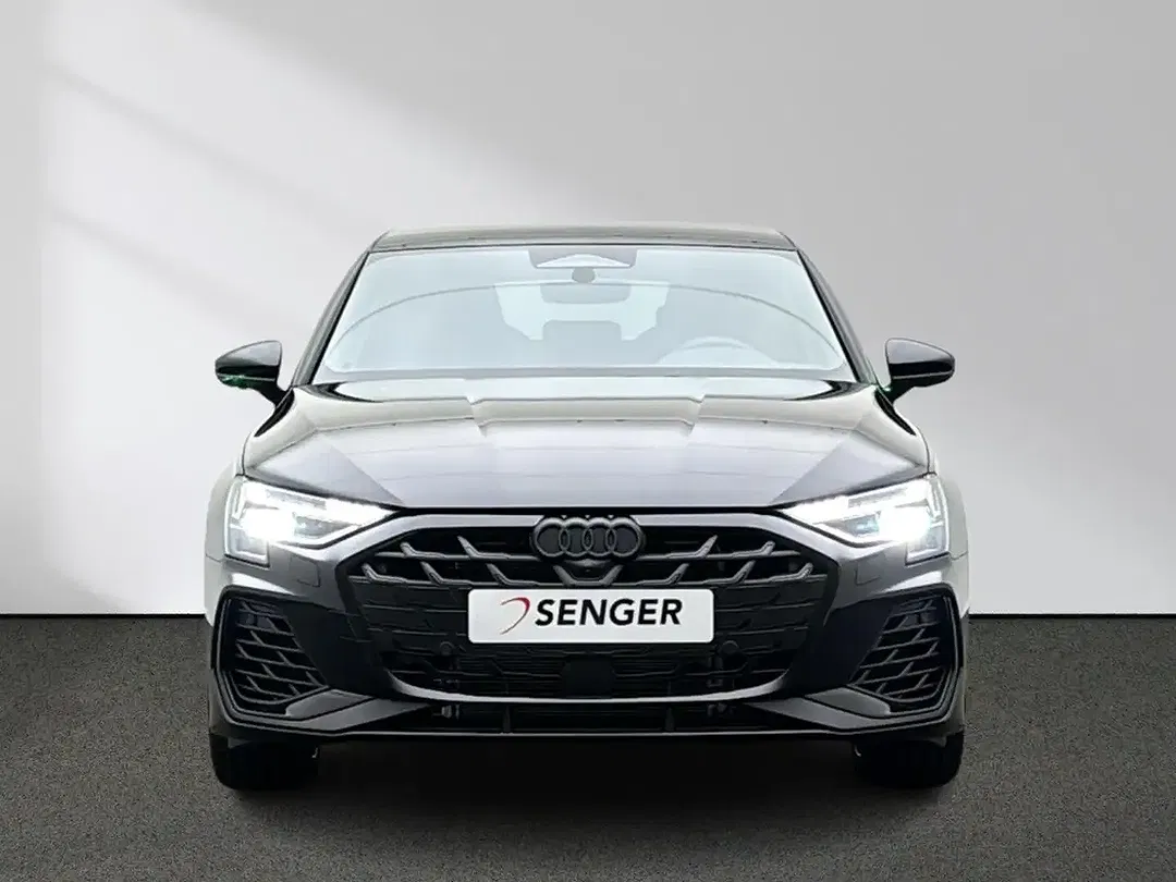 Audi S3 - Thumbnail 3