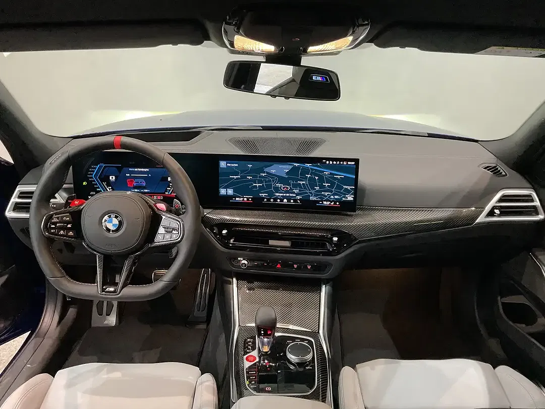 BMW M3 - Thumbnail 3