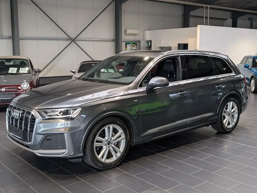 Audi Q7 - Thumbnail 1