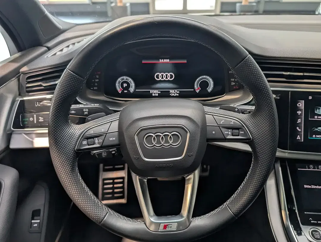 Audi Q7 - Thumbnail 12
