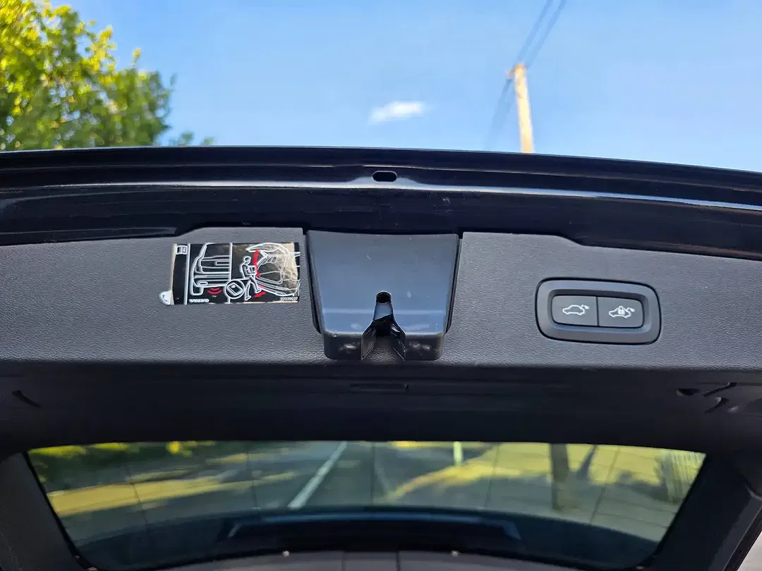 Volvo V60 - Thumbnail 10