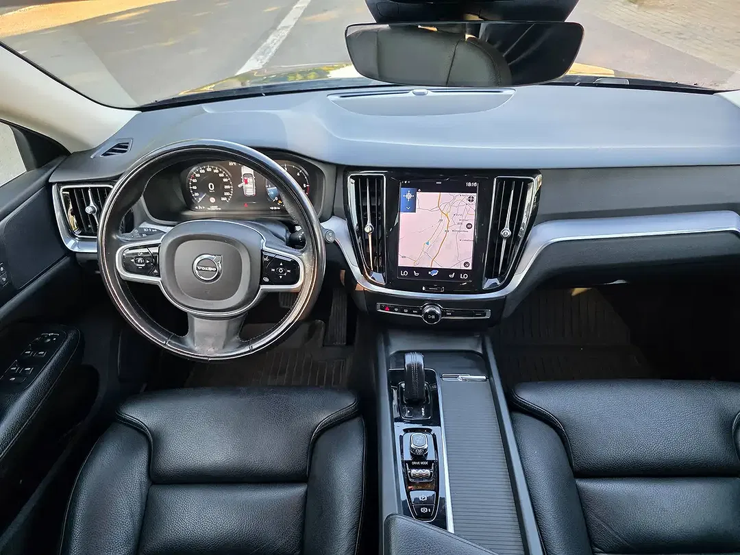 Volvo V60 - Thumbnail 11