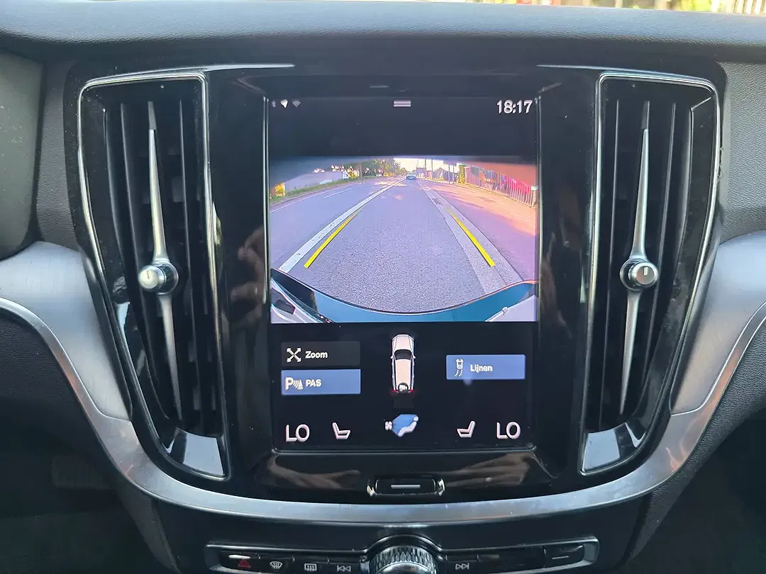 Volvo V60 - Thumbnail 16