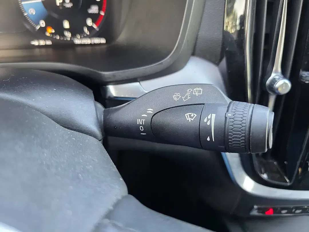 Volvo V60 - Thumbnail 24