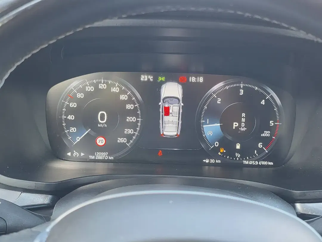 Volvo V60 - Thumbnail 27