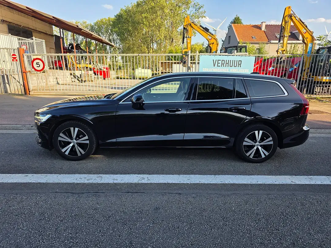 Volvo V60 - Thumbnail 4
