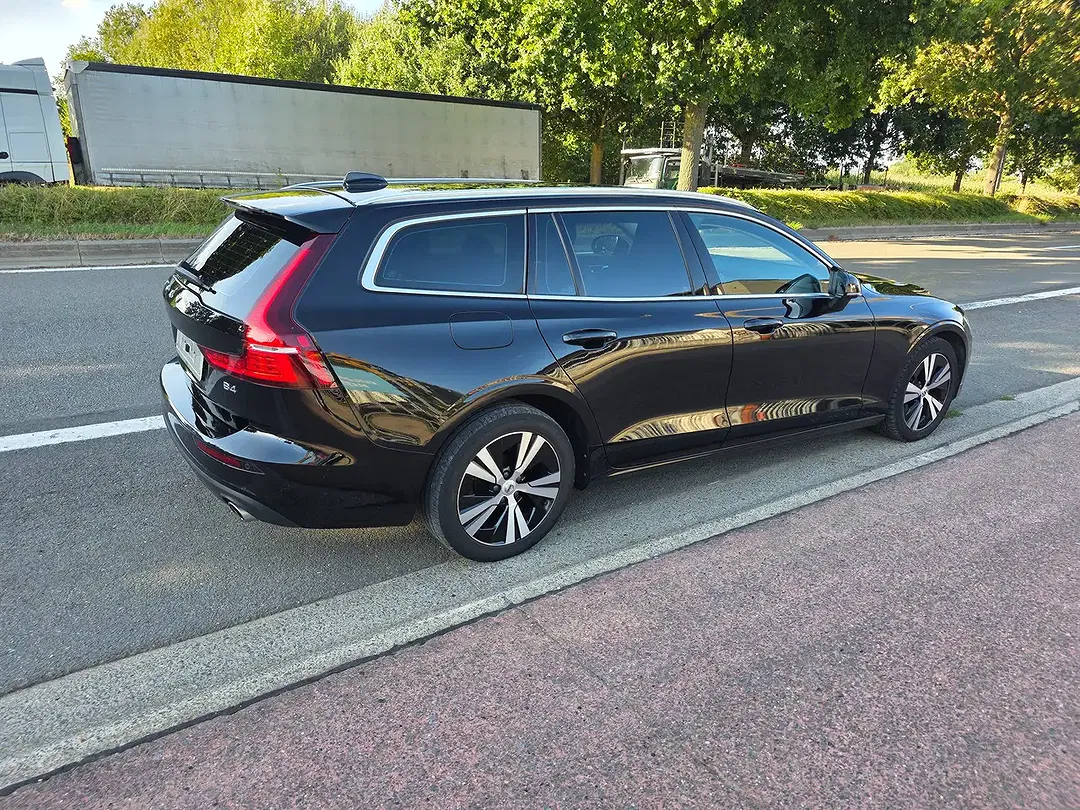Volvo V60 - Thumbnail 7