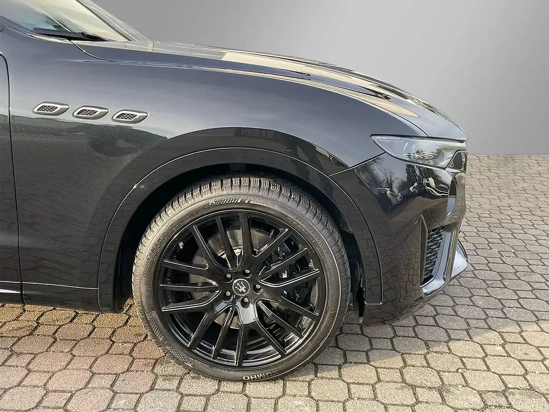 Maserati Levante - Thumbnail 10