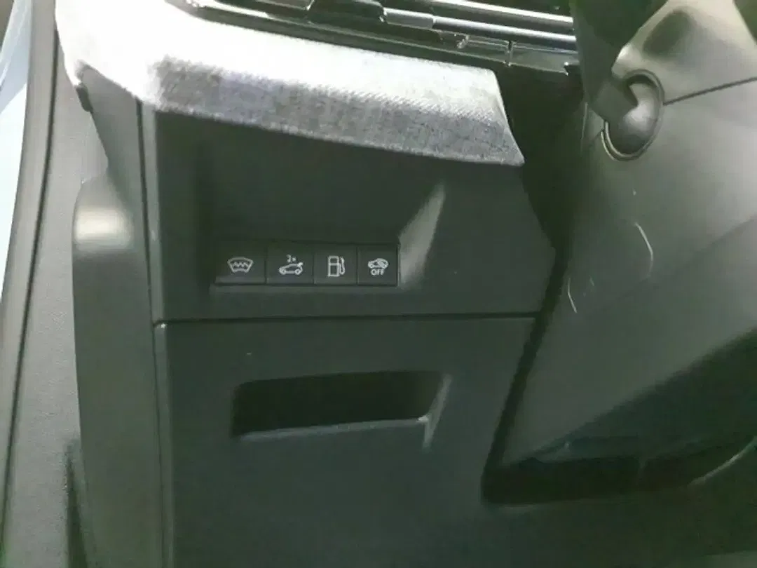 Peugeot 5008 - Thumbnail 10