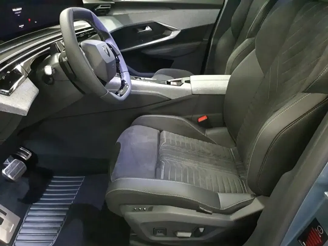 Peugeot 5008 - Thumbnail 8